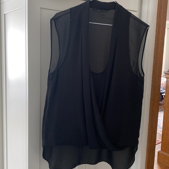 BCBG sleeveless blouse. Layered drape fabric with attached tank top. Size Medium - Picture 7 of 11